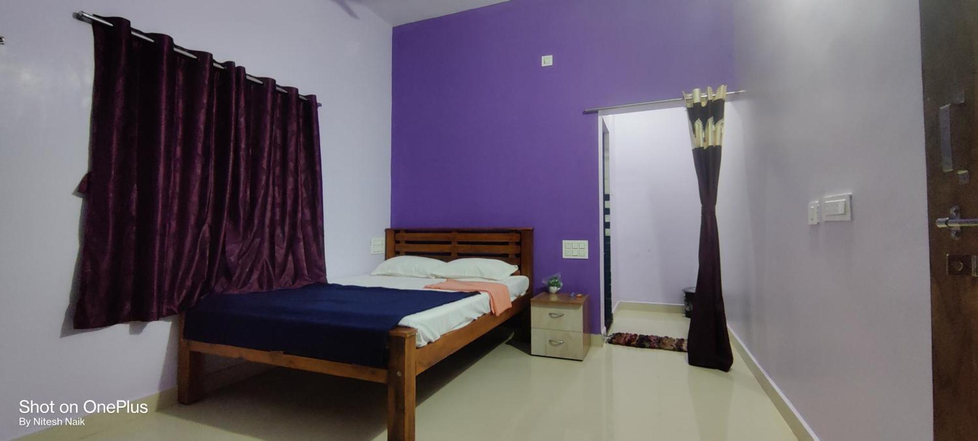 Navni Beach View Stay Гокарна Екстер'єр фото